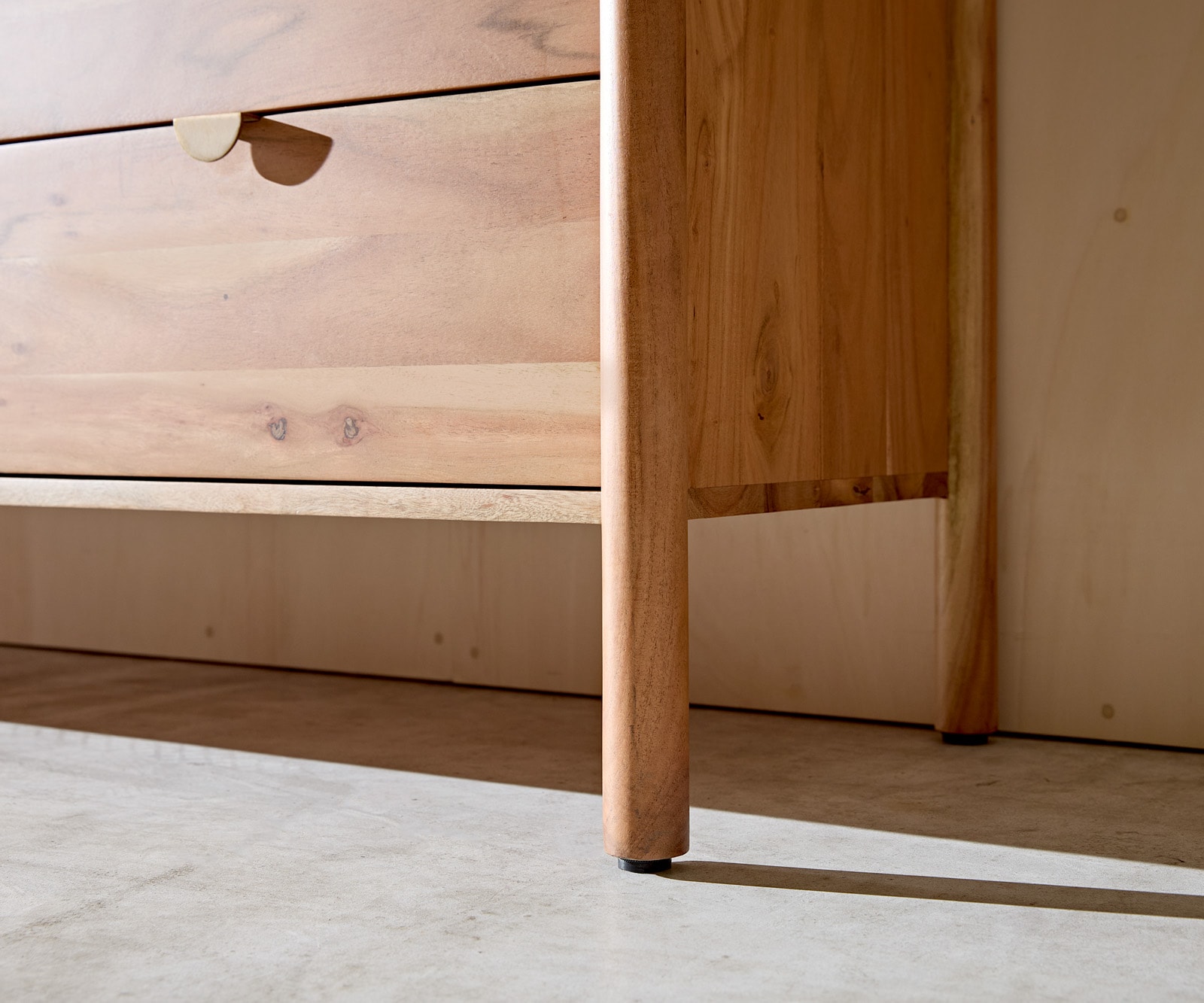 Sideboard Caius 175 cm Akazie Aura 2 Türen 3 Schubladen 8