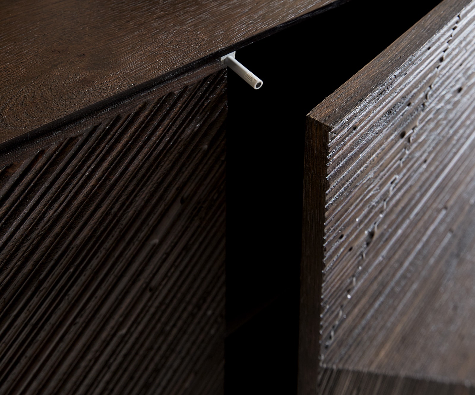 Sideboard Tereos 200 cm Esche Dunkelbraun 3D Effekt 4 Türen Kufe Edelstahl gebürstet 5 Sideboard Tereos 200 cm Esche Dunkelbraun 3D Effekt 4 Türen Kufe Edelstahl gebürstet 5