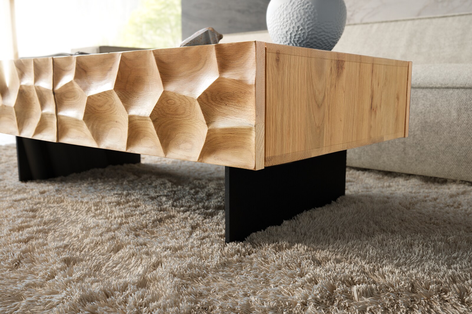 Couchtisch Solu 120x70 cm Eiche Natur 4 Schübe Fuß schwebend Metall Schwarz 3D-Front 4