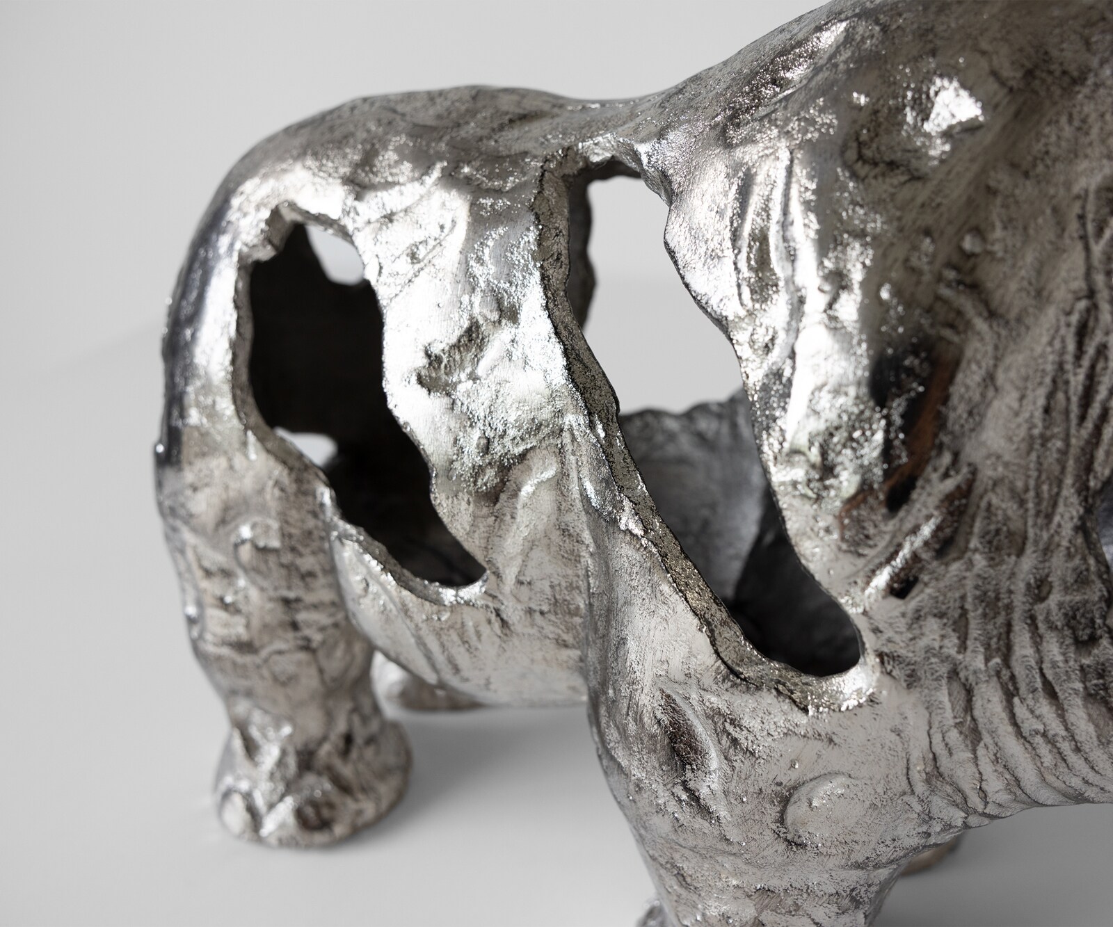 Figur Rinoro B53 x T19 x H30 cm Aluminium Platin Handgemacht 6