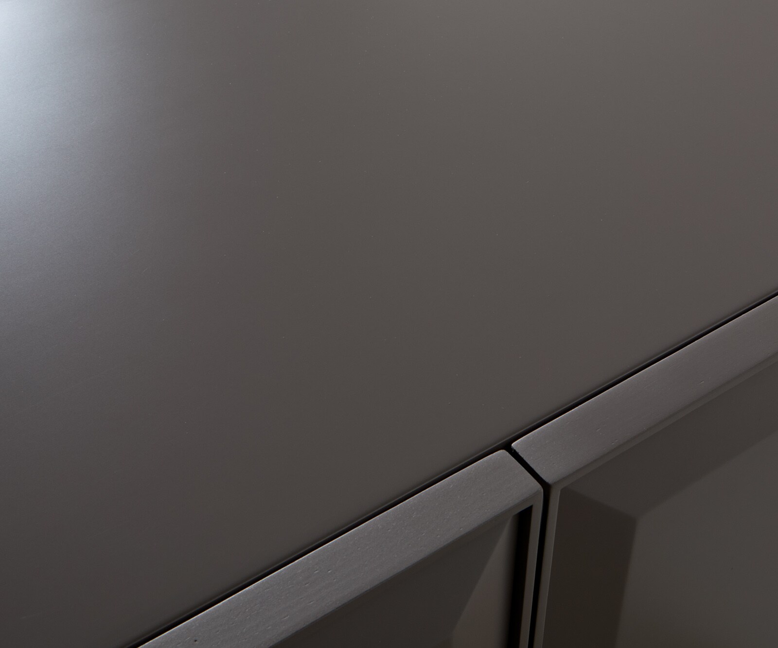 Sideboard Marellia 200 cm Grau 4 Türen Winkelfuß Metall Schwarz 3