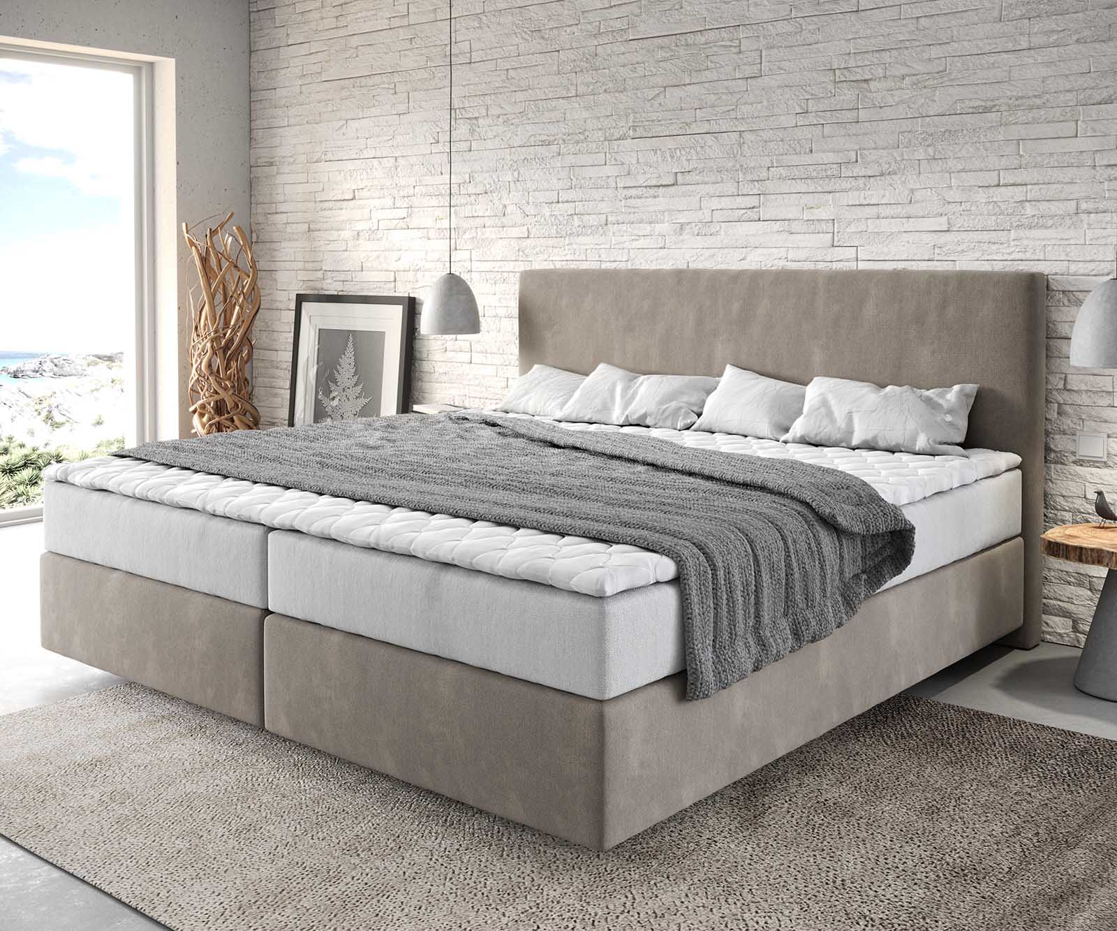 Lit à sommier tapissier Dream-Well microfibre beige 200x200 cm avec matelas à ressorts ensachés et surmatelas Visco
Lit à sommier tapissier Dream-Well microfibre beige 200x200 cm avec matelas à ressorts ensachés et surmatelas Visco