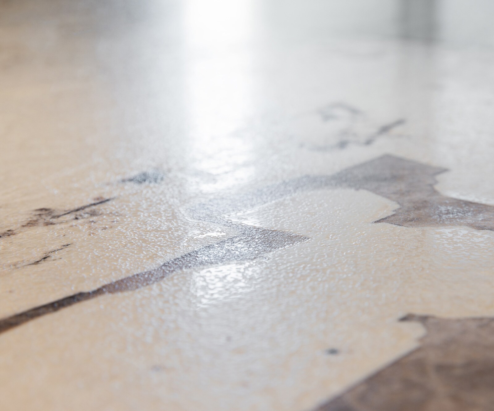 Table à manger Edge ovalee 220x120 céramique Iris FMG Patagonia Lappato cadre en W métal effet finition titanee 5