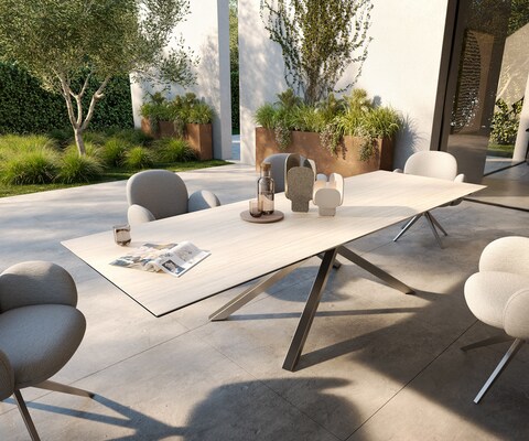 Outdoortisch Edge 300x100 cm Keramik Laminam® Travertino Bianco Creme-Weiß Kreuzgestell Rechteck Edelstahl