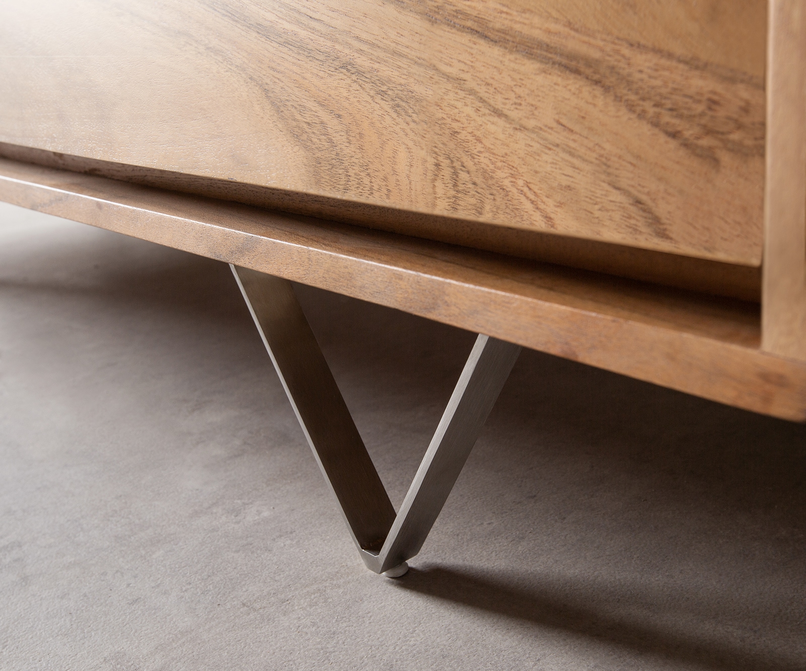 Sideboard Eloi 240x40 cm Akazie Natur 2 Türen 6 Schubladen V-Fuß Edelstahl 6 Sideboard Eloi 240x40 cm Akazie Natur 2 Türen 6 Schubladen V-Fuß Edelstahl 6