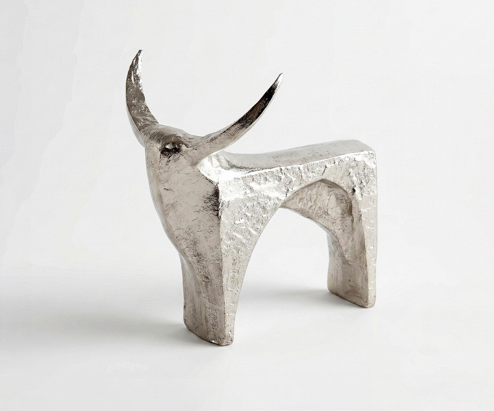 Figur Savaro B37 x T22 x H44 cm Aluminium Platin Handgemacht