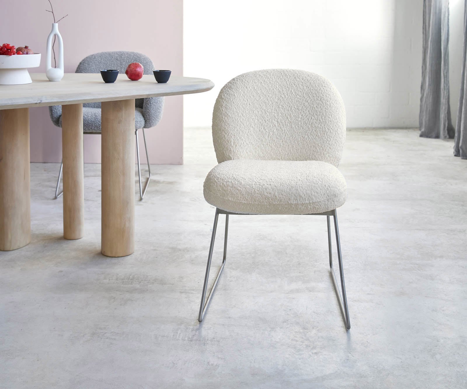 Esszimmerstuhl Nube-Flex Bouclé Weiß Kufengestell Edelstahl Taschenfederkern 1 Esszimmerstuhl Nube-Flex Bouclé Weiß Kufengestell Edelstahl Taschenfederkern 1