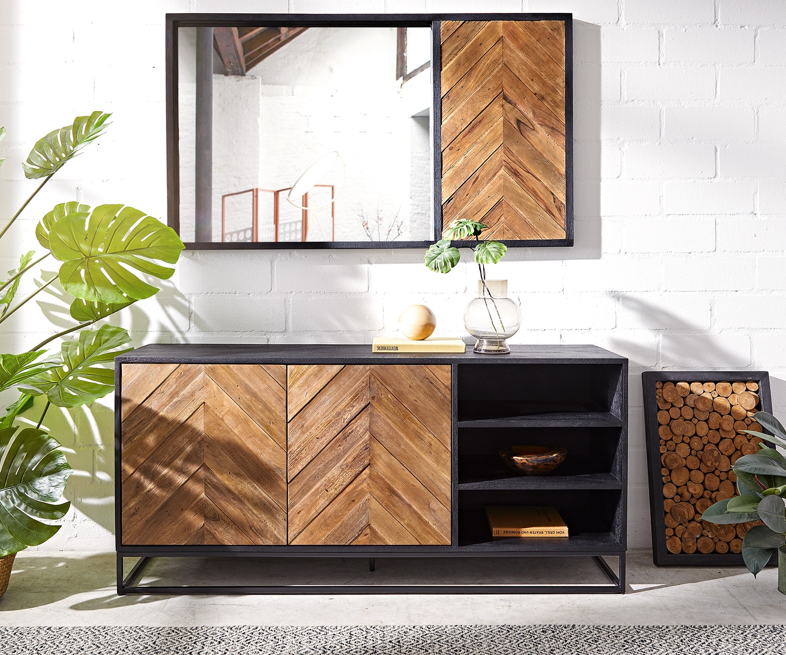 Sideboard Famke 145 cm Mango Teak 2 Türen 3 Fächer 1 Sideboard Famke 145 cm Mango Teak 2 Türen 3 Fächer 1