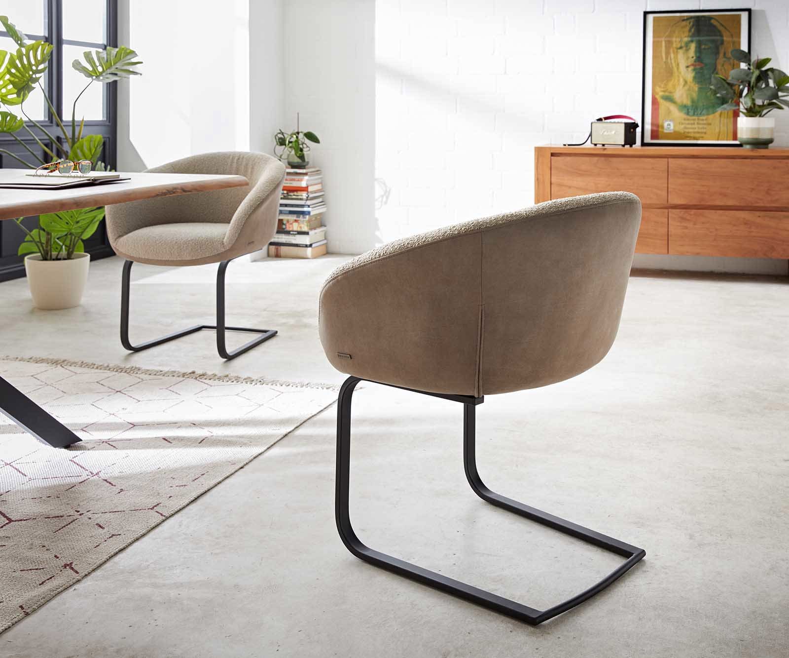 Freischwinger Vinka-Flex mit Armlehnen Materialmix Schlamm Freischwinger flach Schwarz Taschenfederkern 5 Freischwinger Vinka-Flex mit Armlehnen Materialmix Schlamm Freischwinger flach Schwarz Taschenfederkern 5