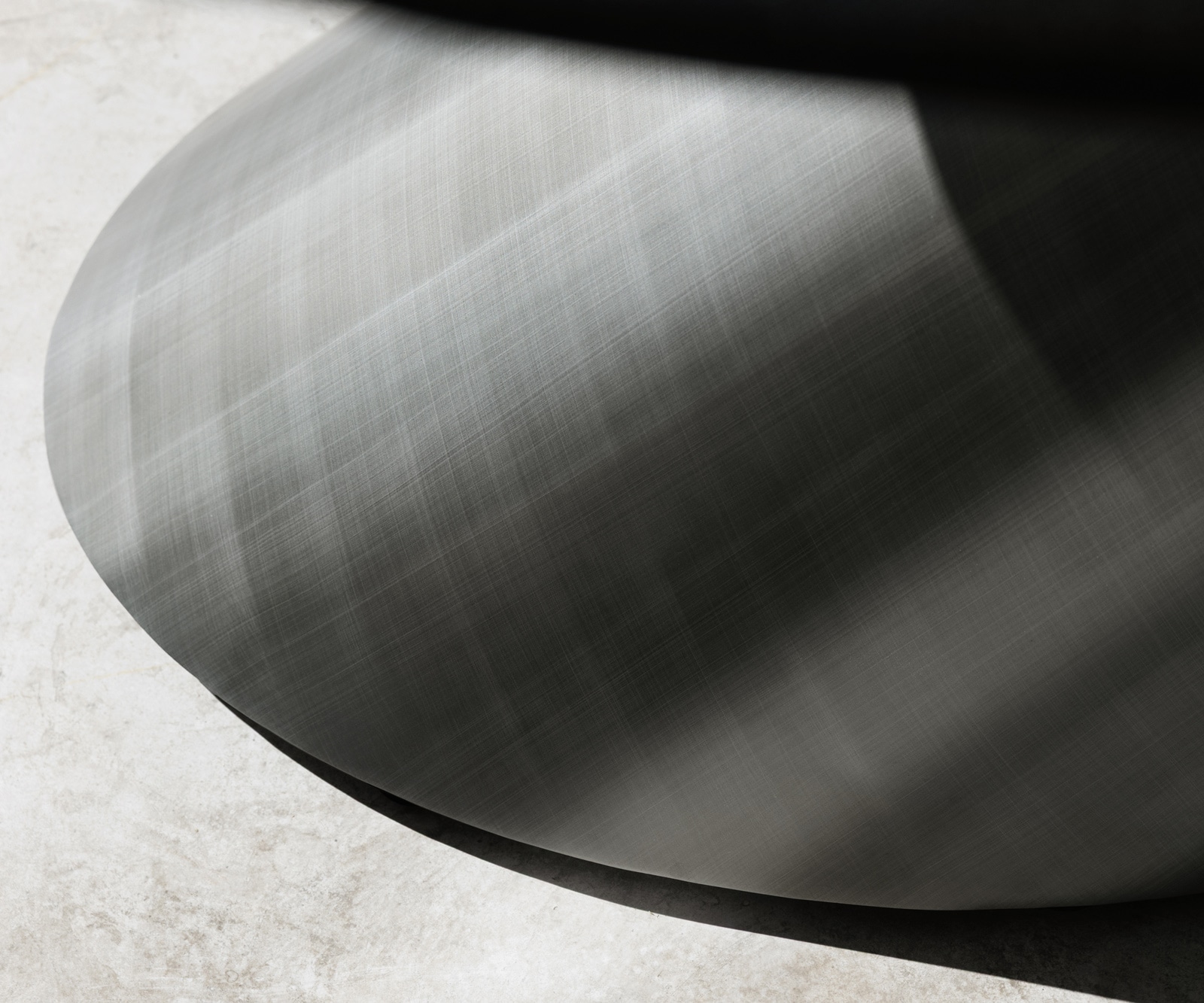 Esstisch Edge Oval 280x130 Keramik Laminam® Sabbia Eichefarbig Cono Metallic Silber 7