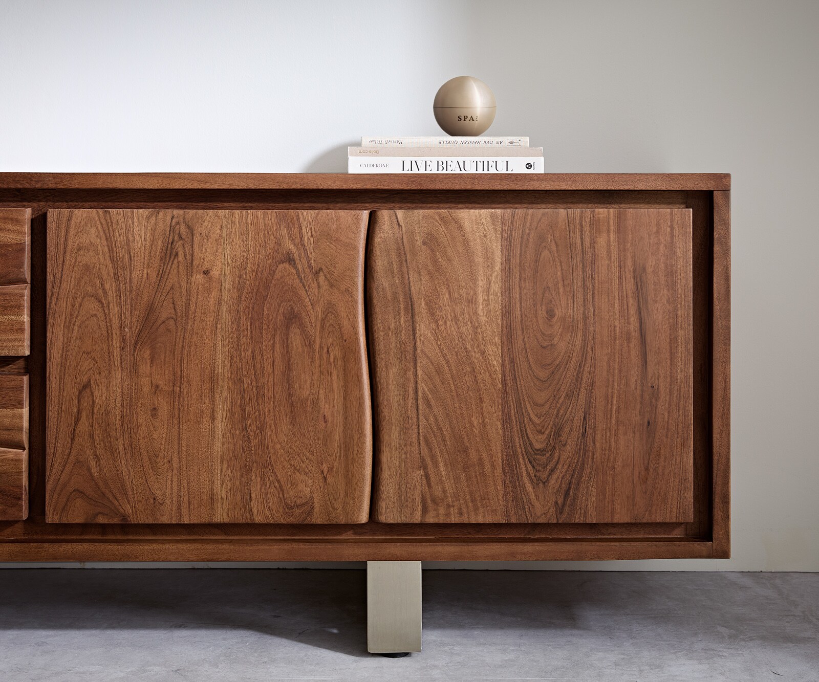 Lowboard Live-Edge 300 cm Akazie Braun 4 Türen 2 Schübe 4 Lowboard Live-Edge 300 cm Akazie Braun 4 Türen 2 Schübe 4