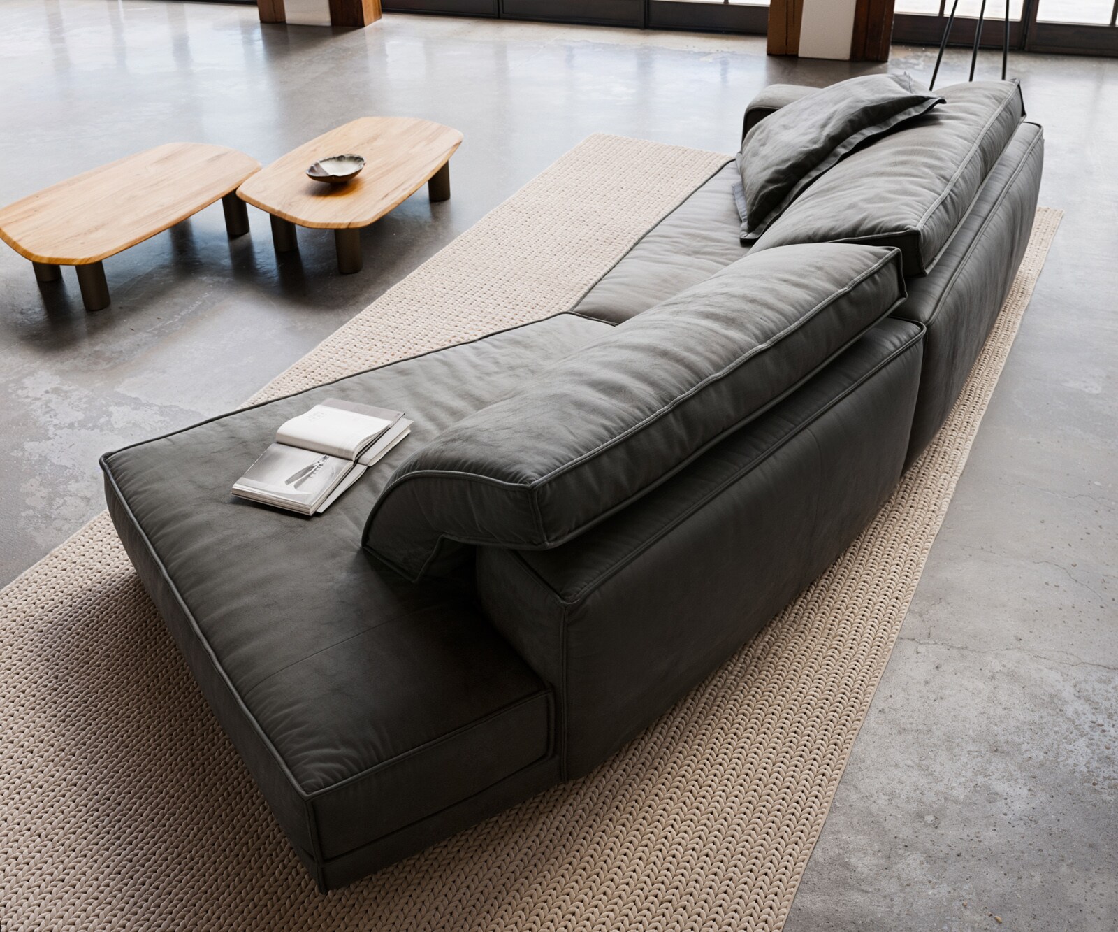 Big-Sofa Snoosh 400x150 cm Mikrofaser Schwarz Vintage Recamiere rechts 3