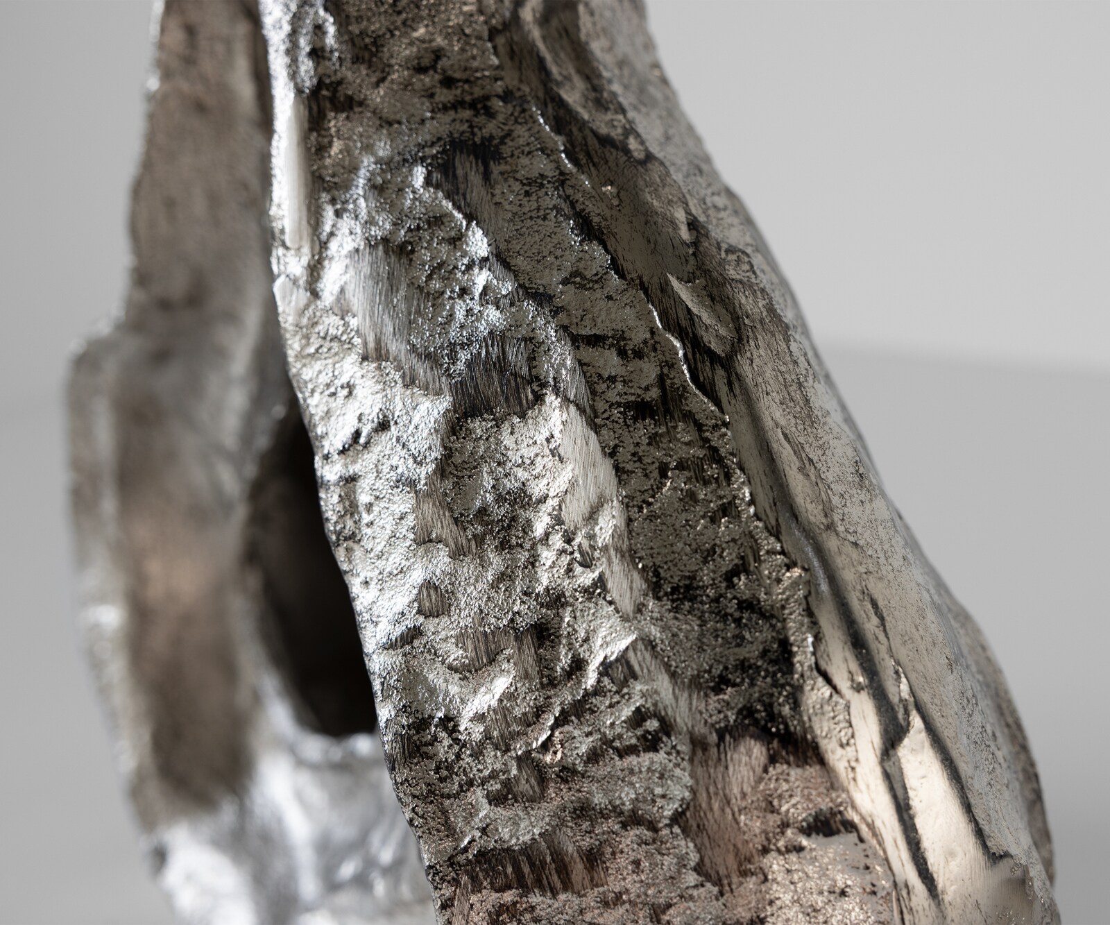 Sculpture Nexora l40 x P15 x H33 cm Aluminium Platin Faite main 4