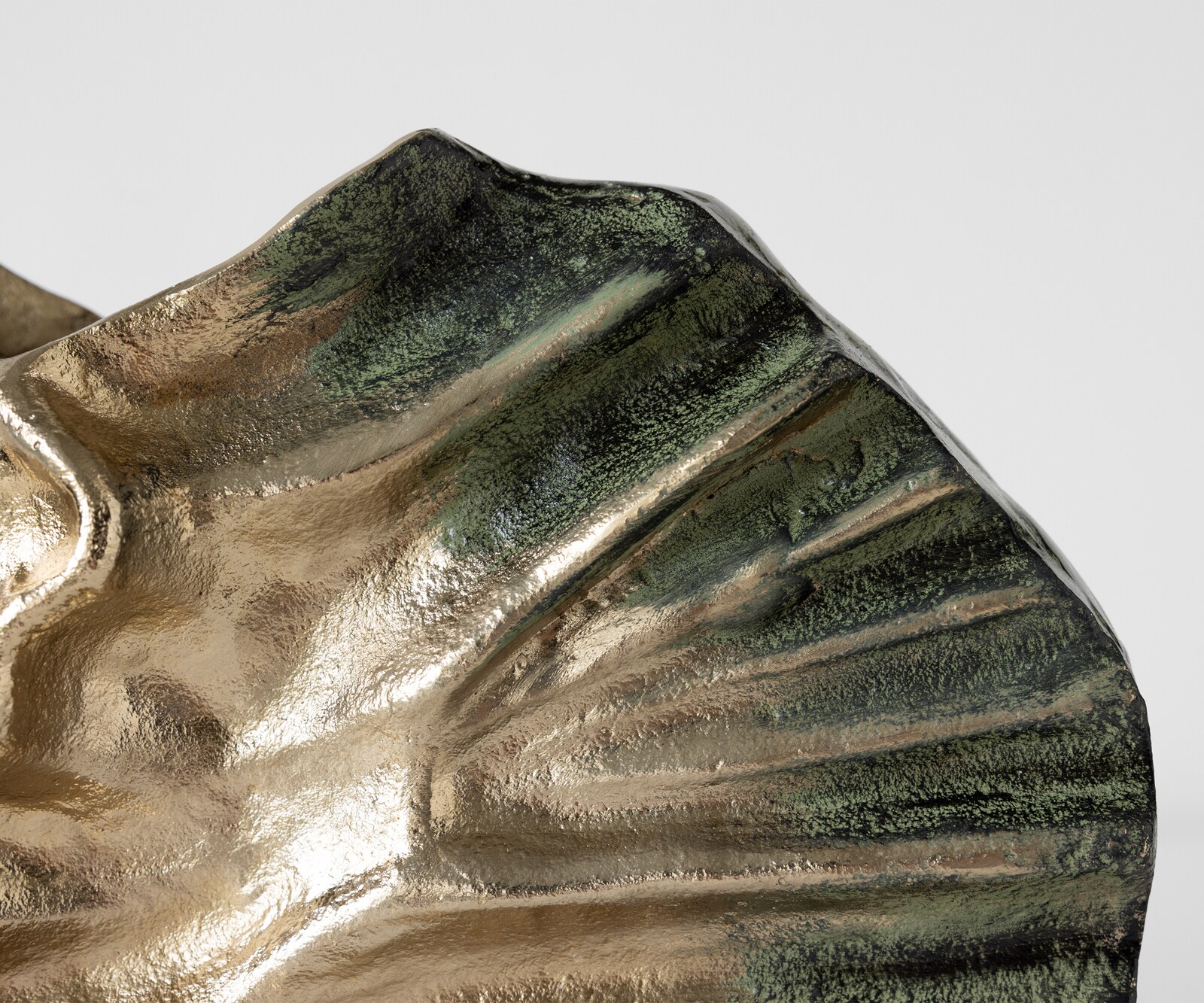 Vase Nerina B47 x T18 x H42 cm Aluminium Verde Antico Handgemacht 6