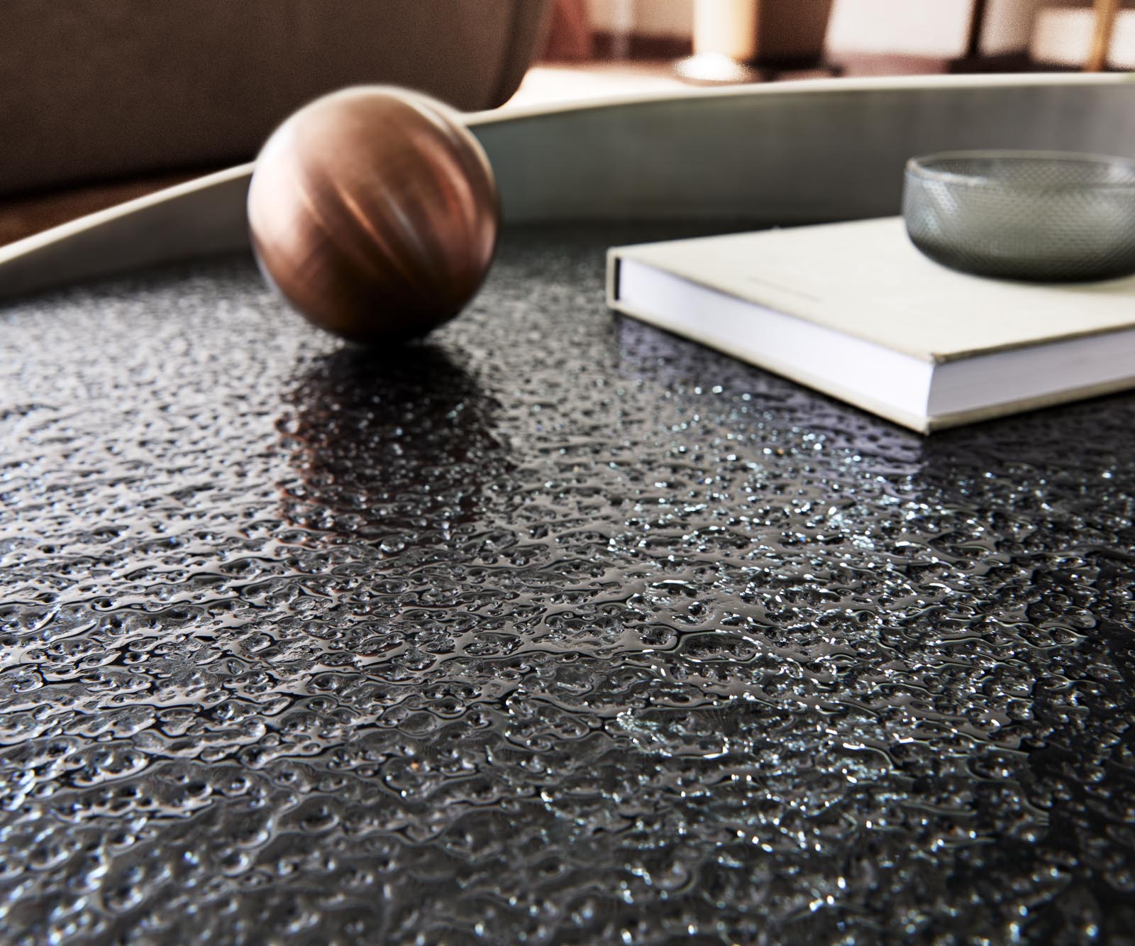 Couchtisch Blaise 100x100 cm Metallic Silber mit Reliefglas Grau 4