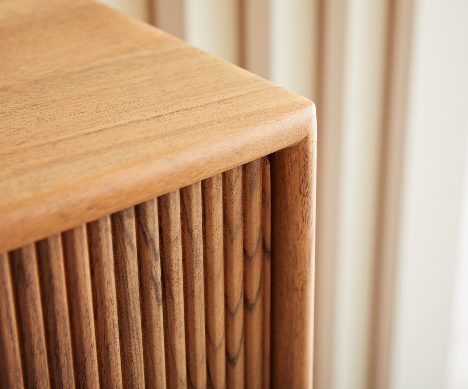Sideboard Surimu 175 cm Akazie Hellbraun 4 Türen 2 Fächer Kork-Griff Holzfüße 6