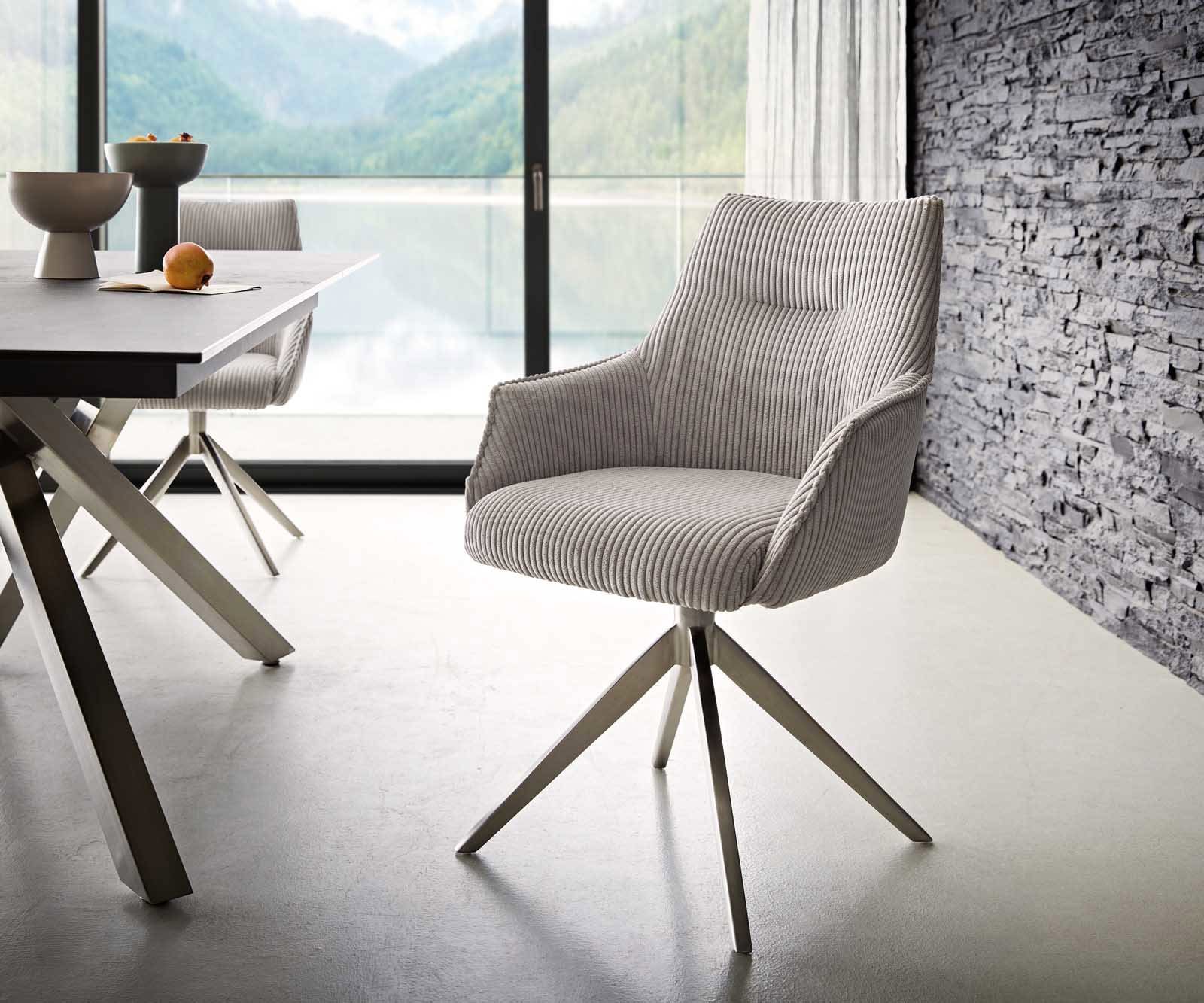 Drehstuhl Alja-Flex mit Armlehnen Cord Silbergrau Kreuzgestell breit Edelstahl 360° drehbar Taschenfederkern Drehstuhl Alja-Flex mit Armlehnen Cord Silbergrau Kreuzgestell breit Edelstahl 360° drehbar Taschenfederkern