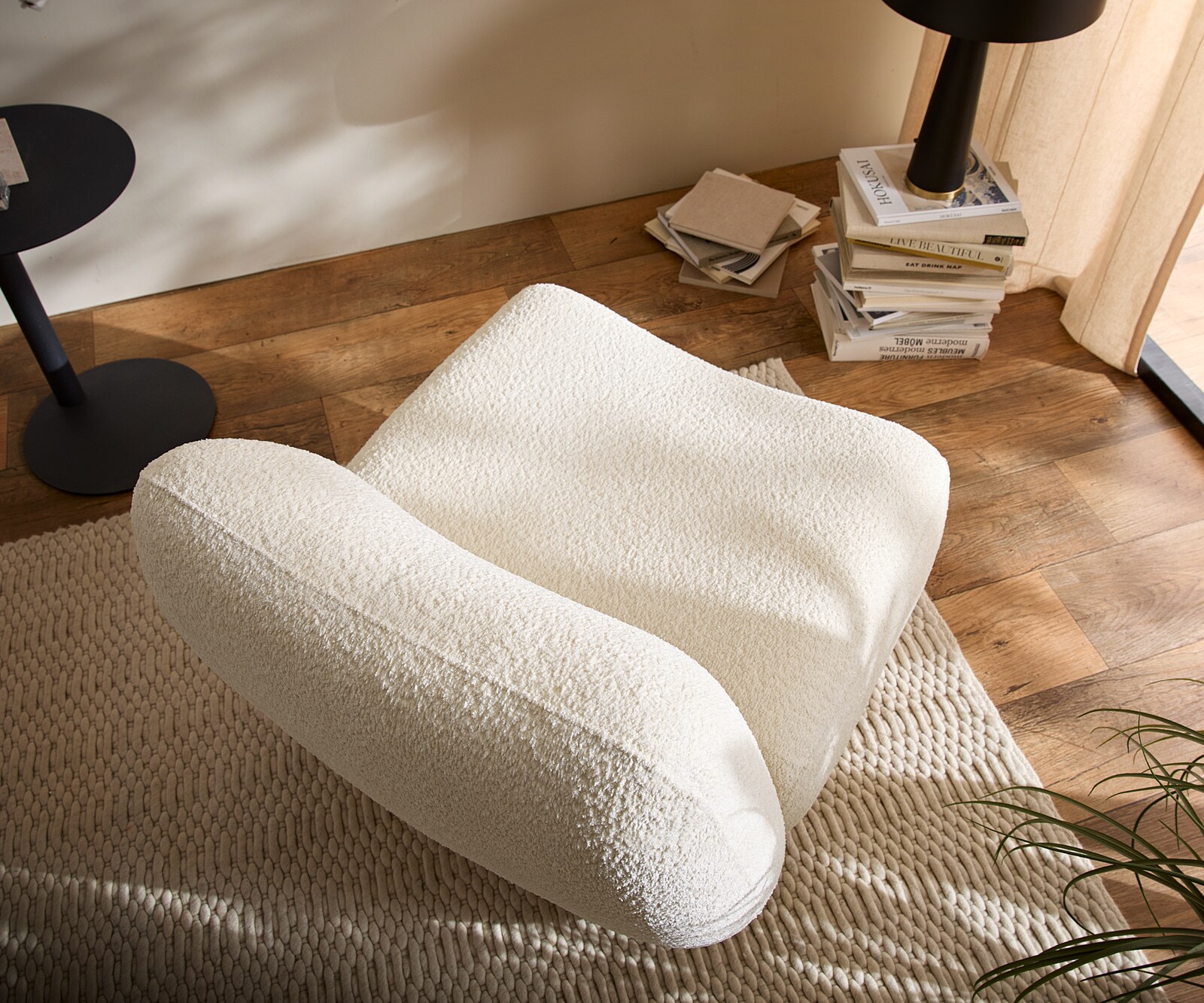 Fauteuil-lounge Zena 75 x 85 cm bouclé blanc 3
