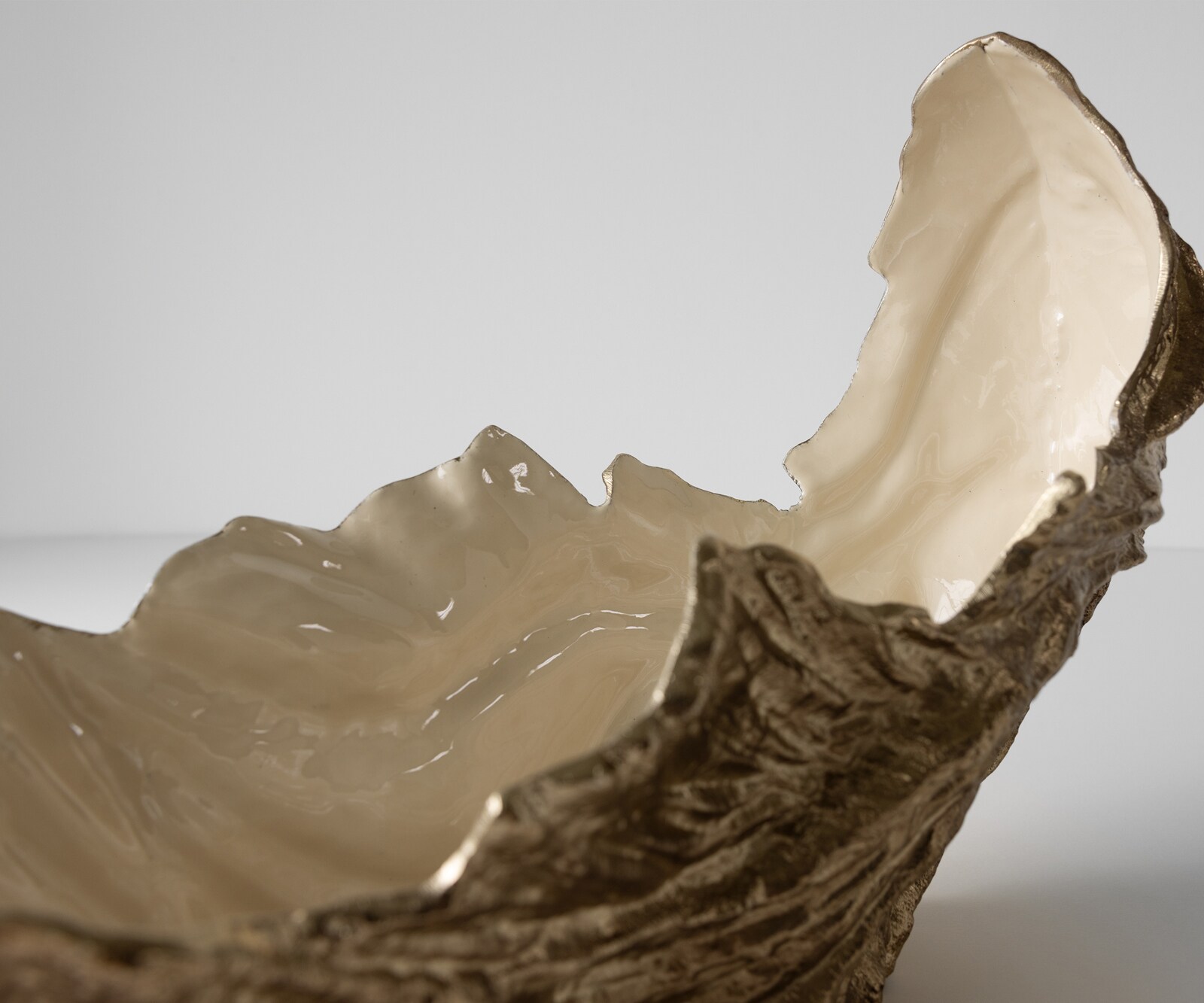 Schale Maris B78 x T24 x H38 cm Aluminium Champagner Ivory Handgemacht 4