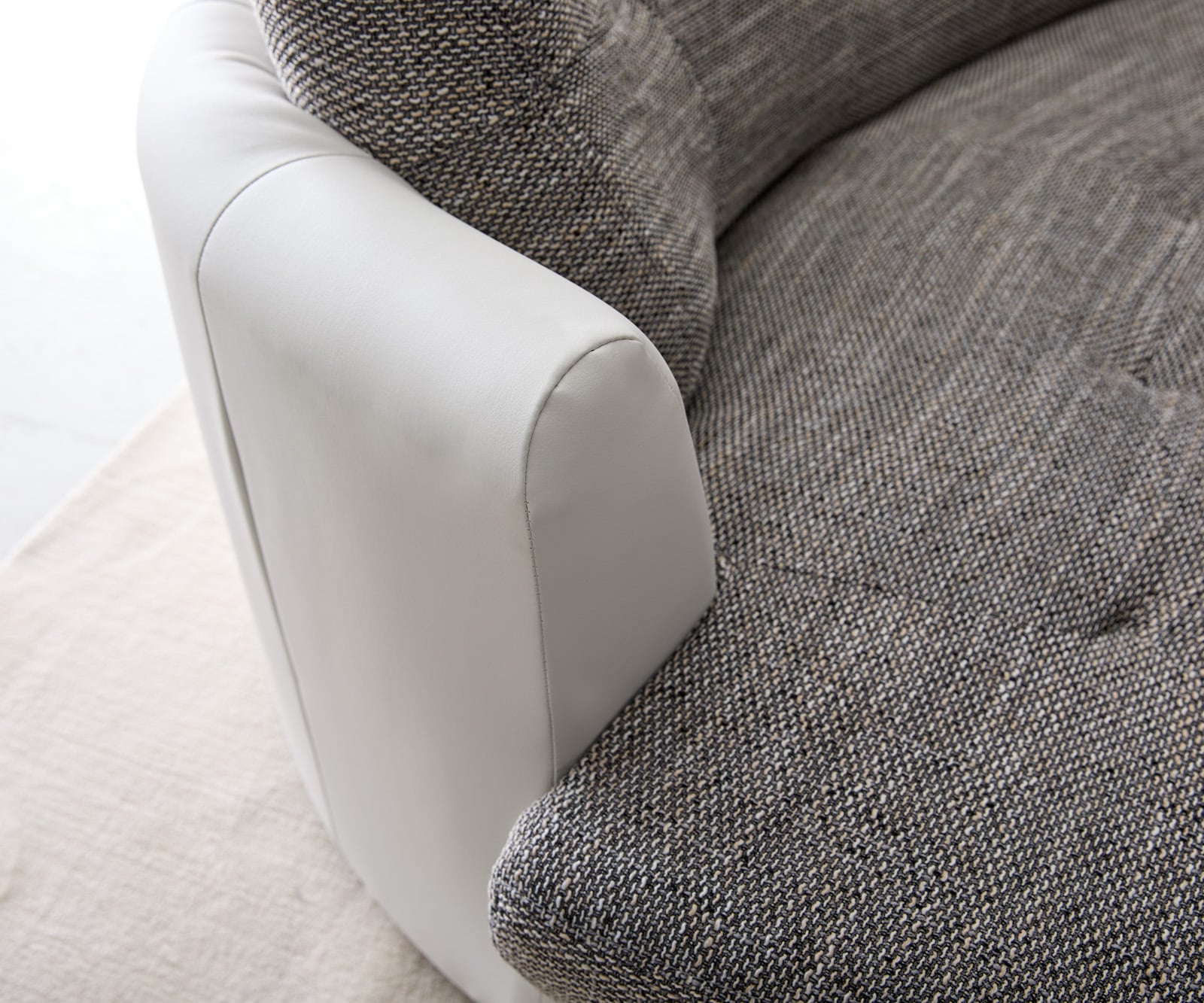 Sofa Napoli 300x95cm Weiss Hellgrau mit Kissen 3 Sofa Napoli 300x95cm Weiss Hellgrau mit Kissen 3