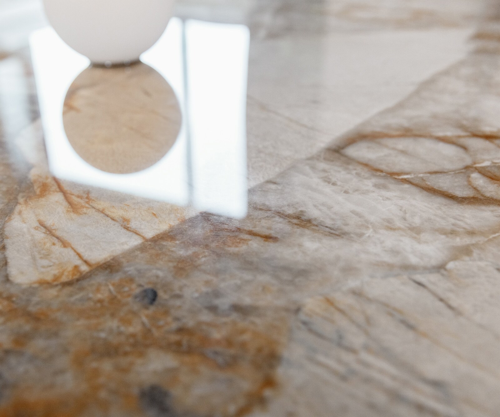 Konsolentisch Edge Polygonal 140x50 cm Keramik Patagonia Poliert Spios Metall Effektfinish Titan 5