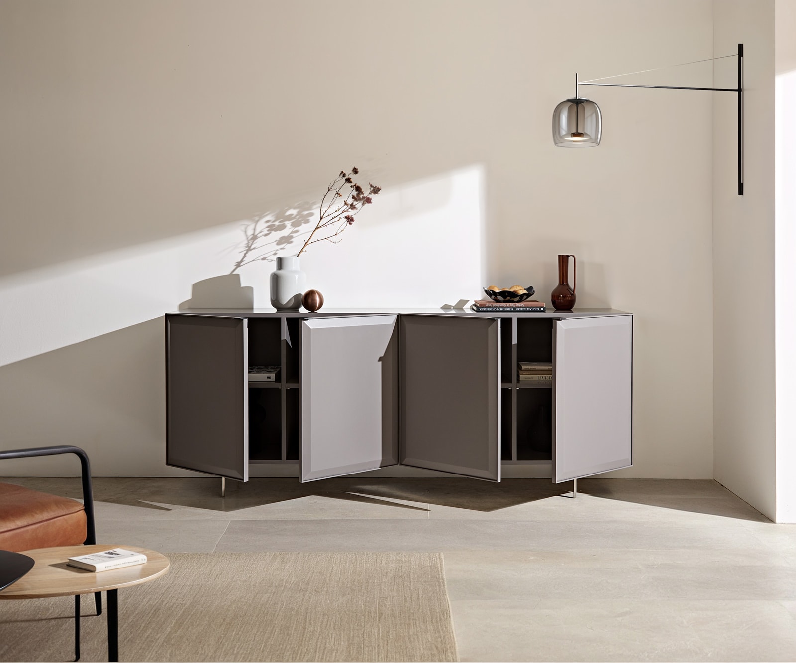 Sideboard Marellia 200 cm Grau 4 Türen Winkelfuß Edelstahl 1 Sideboard Marellia 200 cm Grau 4 Türen Winkelfuß Edelstahl 1