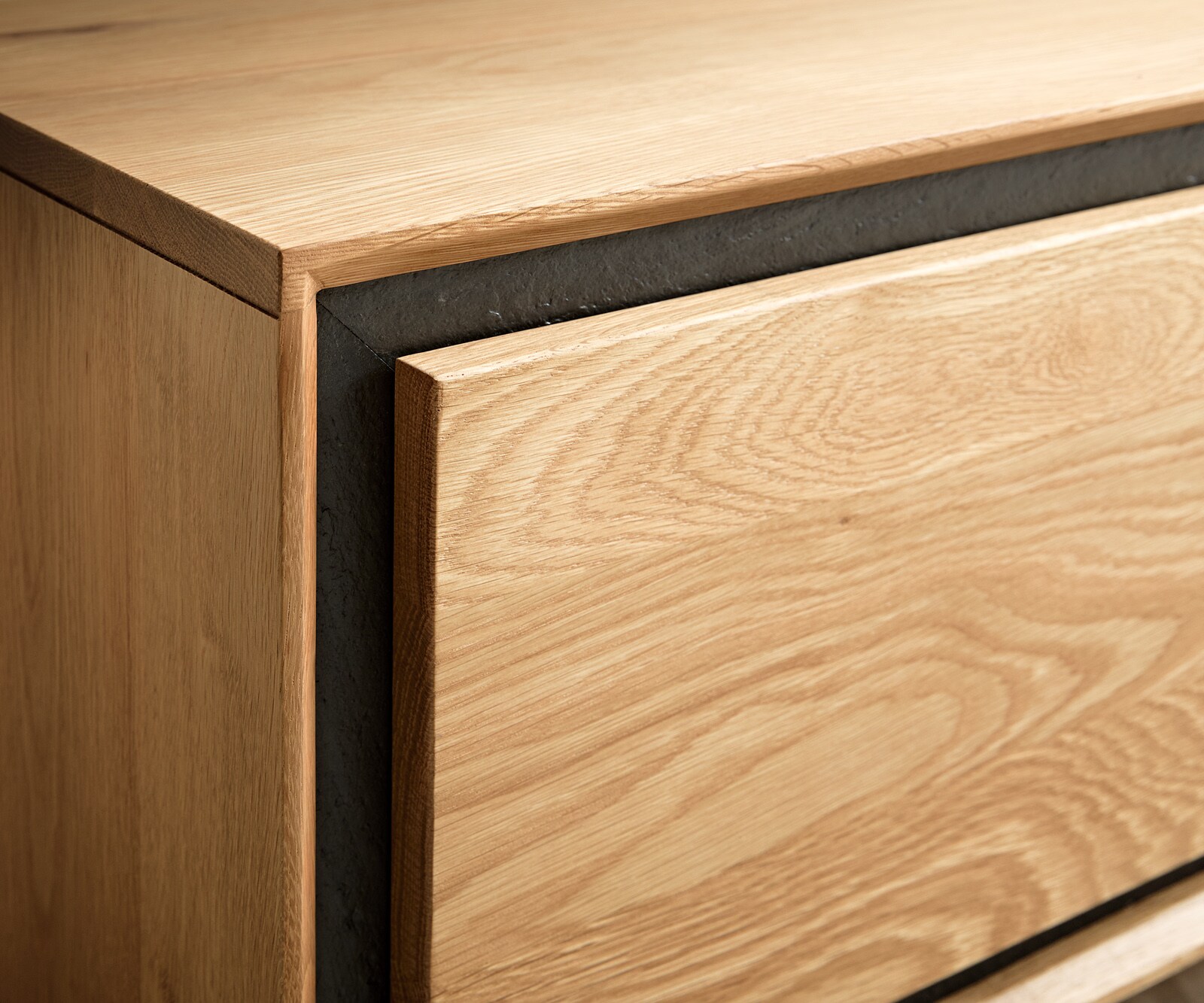 Meuble-TV Stonegrace 200 cm chêne naturel 4 portes placage pierre pied en V inoxydable 4 Meuble-TV Stonegrace 200 cm chêne naturel 4 portes placage pierre pied en V inoxydable 4