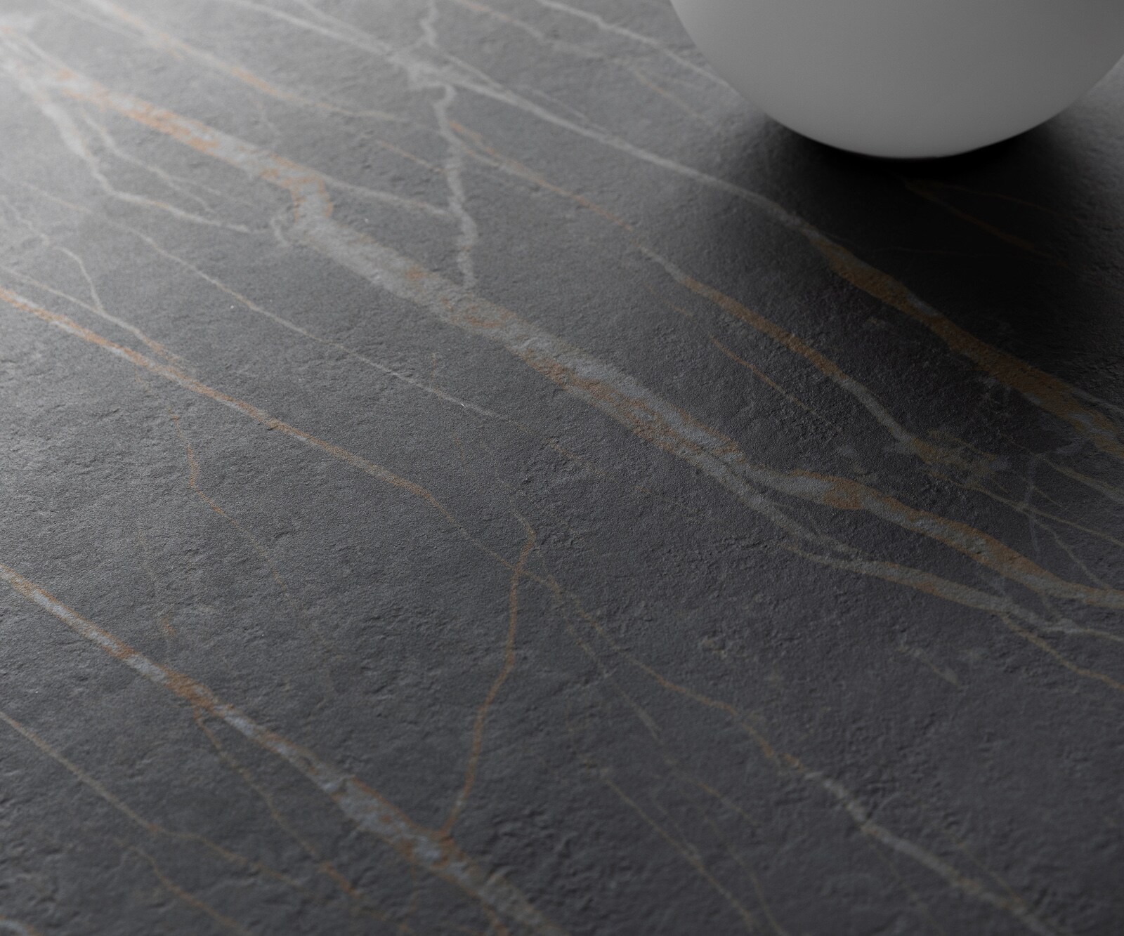 Esstisch Edge 300x100 Keramik Laminam®Noir Desir Braun Estelar rund Metall Schwarz 4