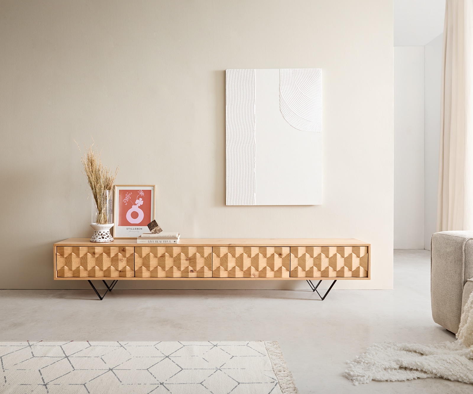 Lowboard Fevo 220 cm Eiche Natur 4 Türen V-Fuß Metall Schwarz 1 Lowboard Fevo 220 cm Eiche Natur 4 Türen V-Fuß Metall Schwarz 1