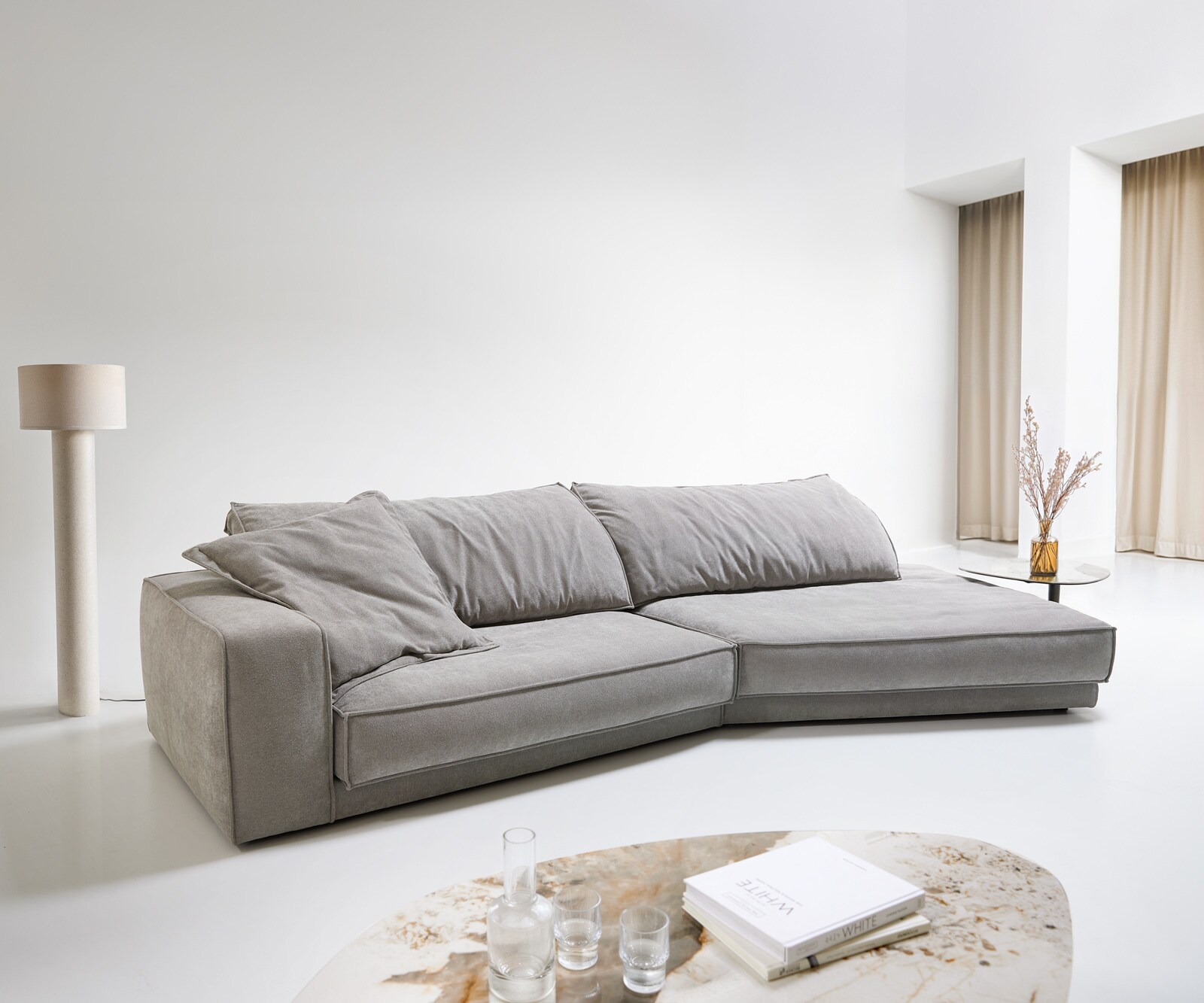Bigsofa Snoosh 400x150 cm Tissu structuré gris soft avec méridienne à droite