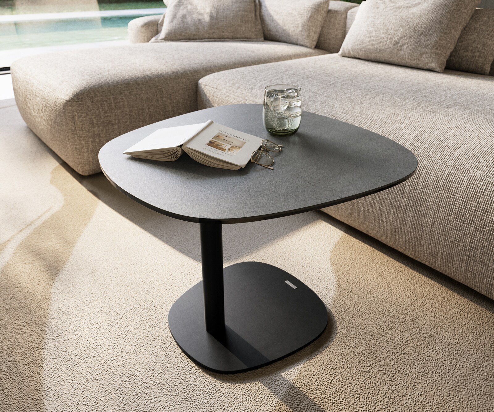 table d’appoint Edge forme bateau 60x60 cm céramique béton gris Eleny métal noir 6