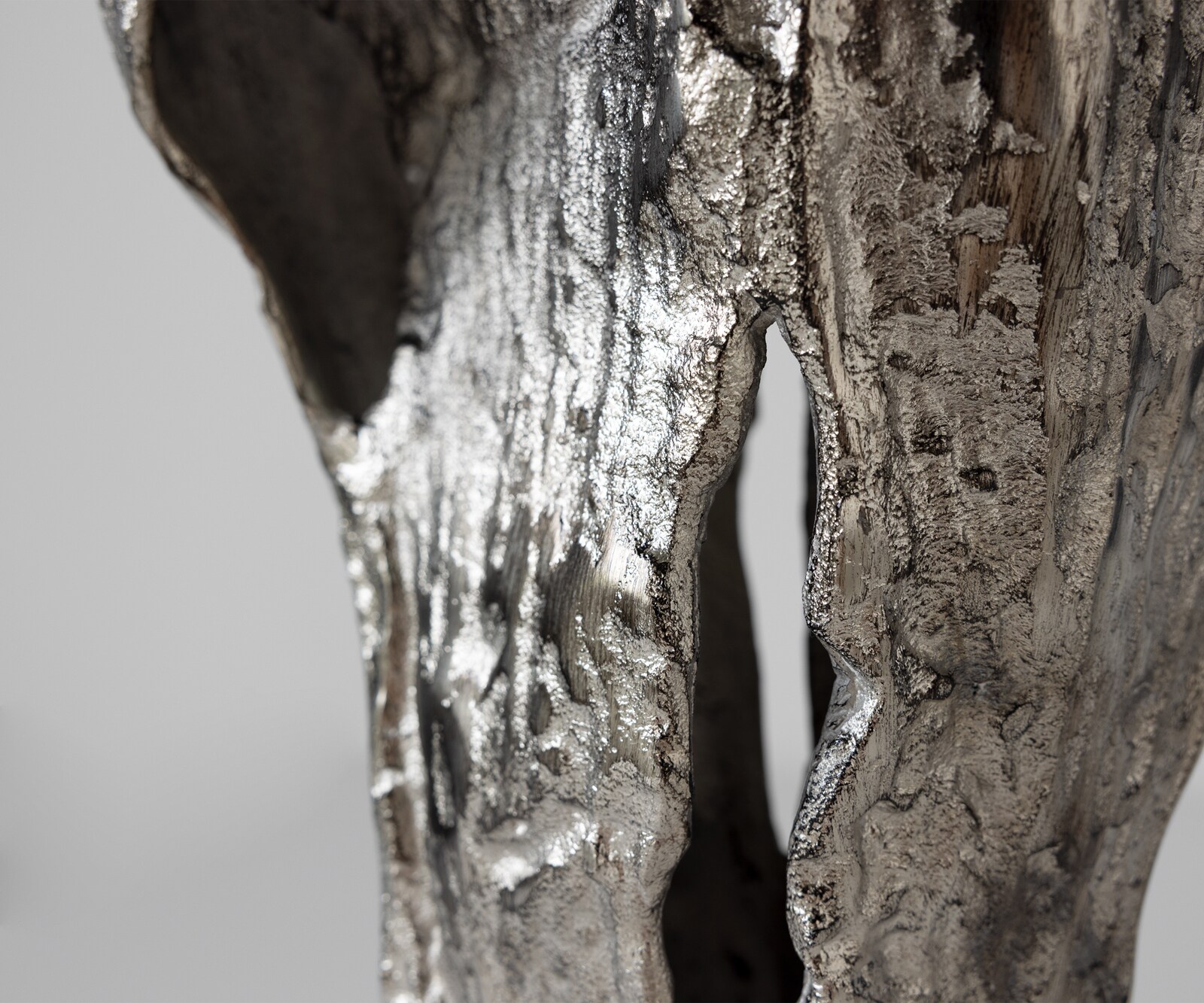 Vase Cortana B25 x T19 x H47 cm Aluminium Platin Handgemacht 2
