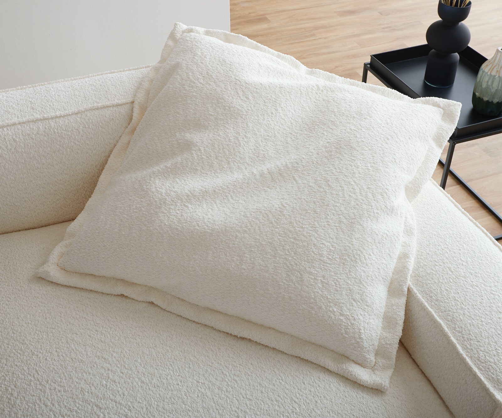 Coussin-à-lancer Sirpio 70x70 bouclé blanc crème 3