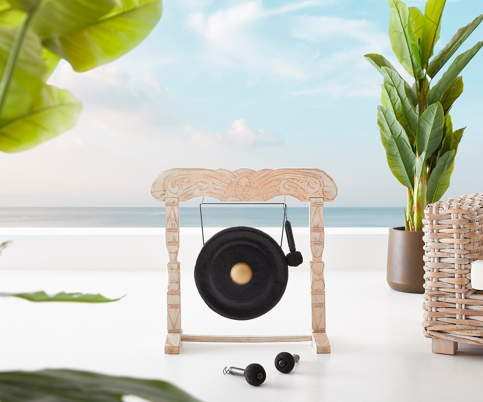 Gong Zabulon Ø40 cm blanc lavé avec cadre en bois d'Albasia 1