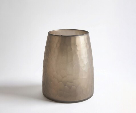 Vase Facetta B19 x T19 x H22 cm Glas Opal Handgemacht