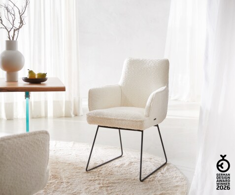 Chaise-de-salle-à-manger Heira-Flex avec accoudoirs bouclé blanc pied trapèze noir ressorts ensachés